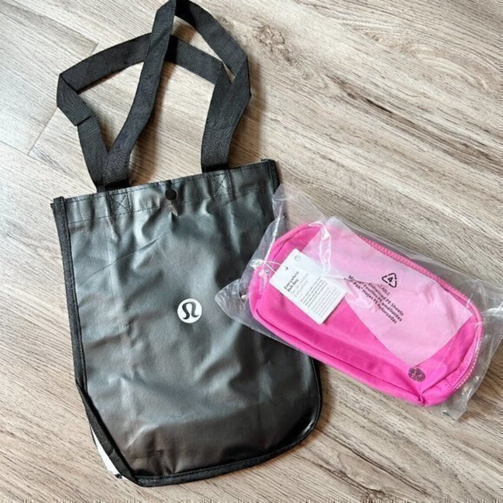 Lululemon Everywhere Belt Bag 1L in Sonic Pink w/ FREE TOTE BAG NWT
